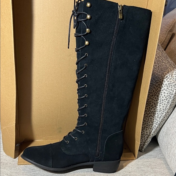 Black Lace-Up Knee-High Boots with Zippered Entry. Size 8.5 Joyfolie Brand - Picture 2 of 5